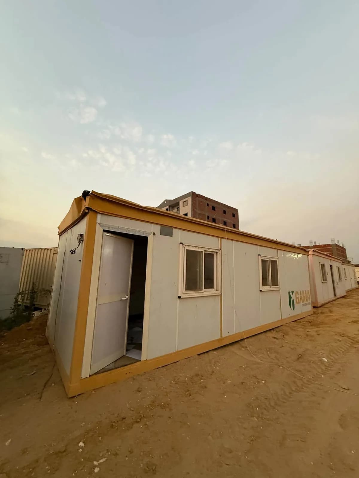كرفان إداري مستعمل 3×9 متر بحمام ومطبخ – كل المقاسات متاحة – صورة 3