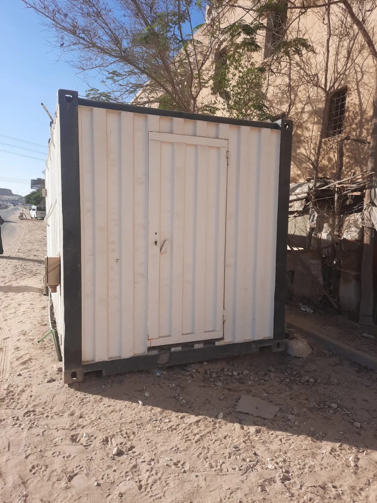حاوية مطعم مستعملة 2.5×4 متر – كانت شغالة مطعم بالشيخ زايد – صورة 1