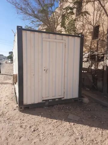 حاوية مطعم مستعملة 2.5×4 متر – كانت شغالة مطعم بالشيخ زايد