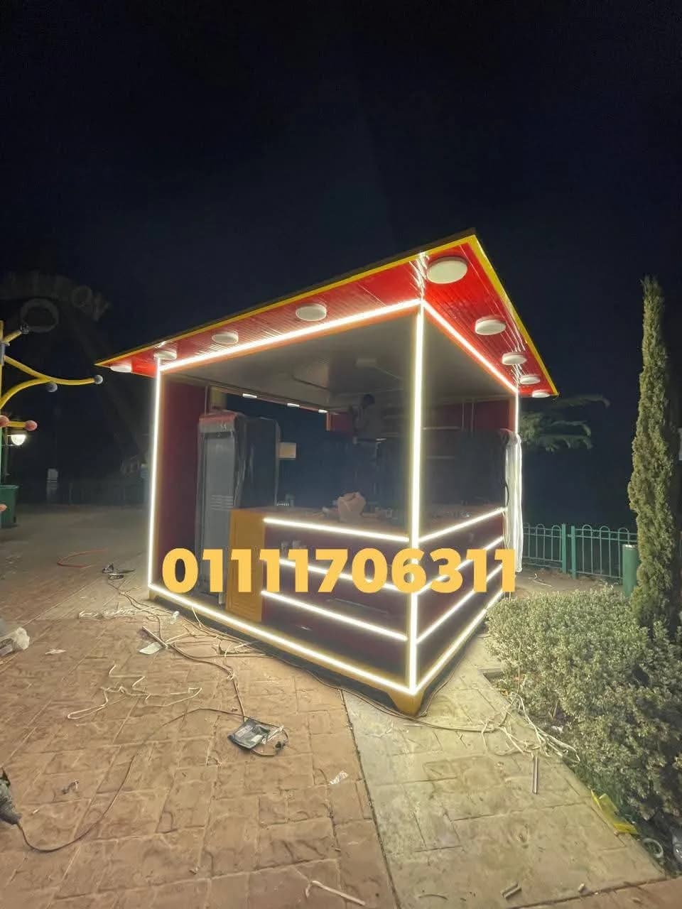 برتشن مطعم صغير 2×3 متر بمطبخ – لكشك أكل أو مشروبات – صورة 4