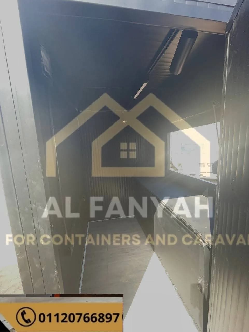 الشركــة الفنيــة للبرتشنات هل تبحث عن برتشن عملي وأنيق لتقسيم المساحات؟ نوفر لكم برتشن فك وتركيب مقاس 1.5 × 2 م – صورة 2