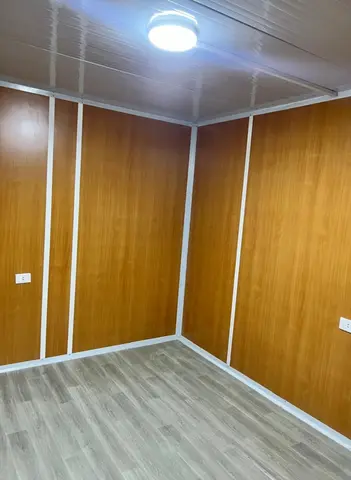 كرفان سكني 3×9 متر غرفتين وحمام وأوفيس بحوائط ديكور